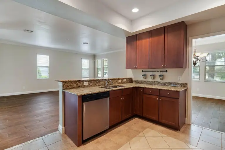 16126 BRIDGECROSSING DR — photo 4
