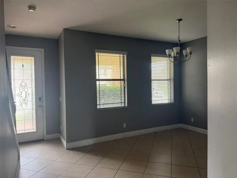 1863 ALTAVISTA CIR — photo 4