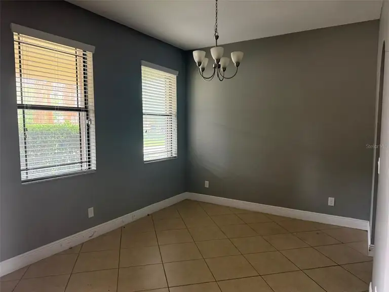 1863 ALTAVISTA CIR — photo 5