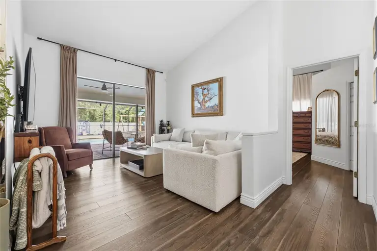 1521 WATERWOOD DR — photo 4