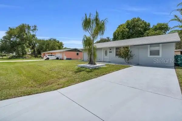 18634 GOODMAN CIR — photo 2