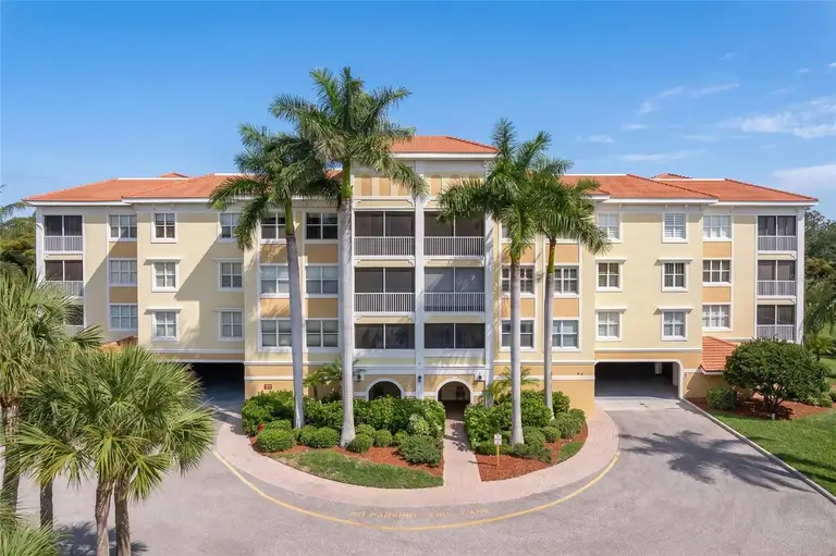 255 WEST END DR #4205