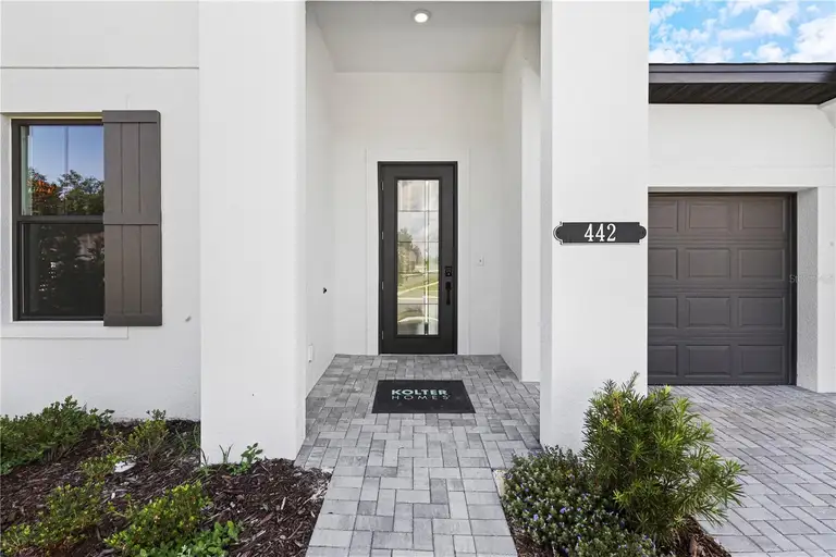 442 TURIN WAY — photo 4