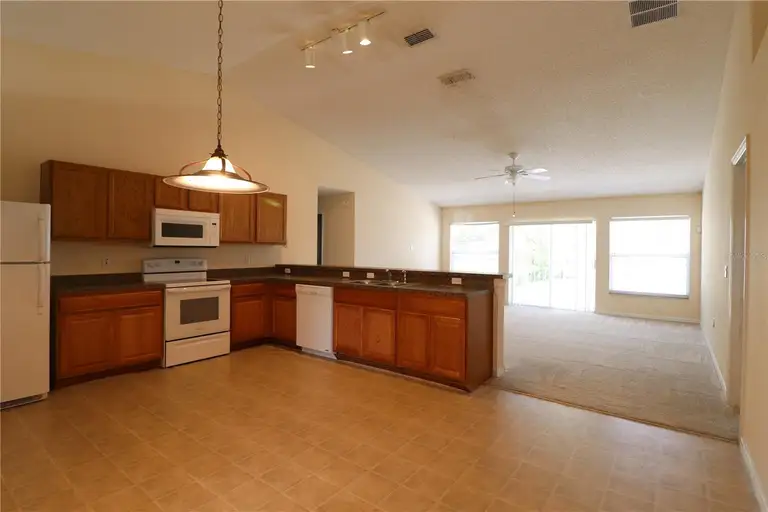 1386 FALLWOOD DR — photo 4