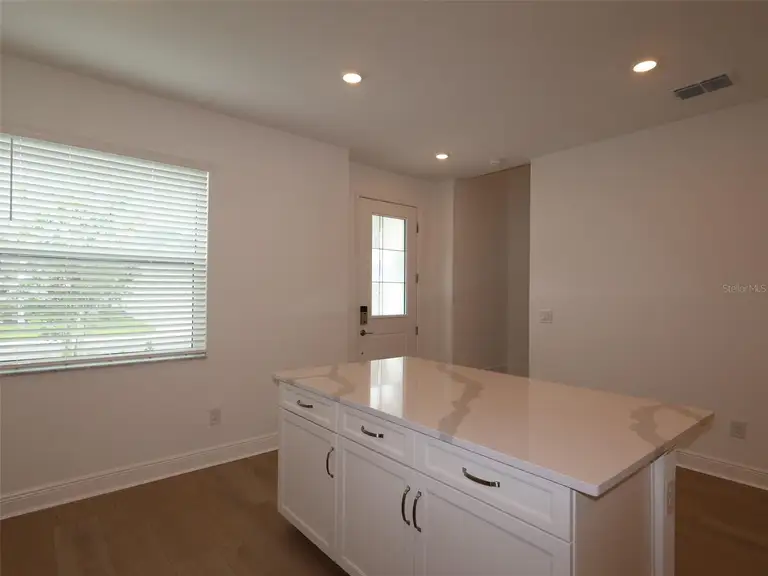 4458 SUNSET GARDEN ST — photo 5