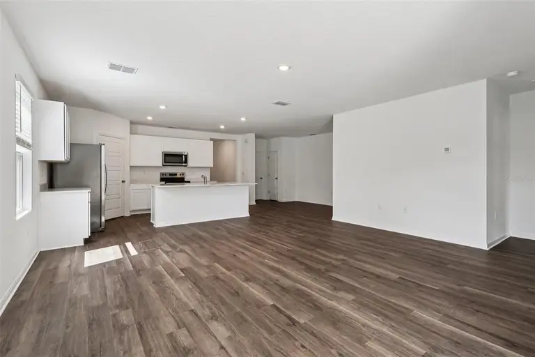 1763 GRANDIOSE DR — photo 4