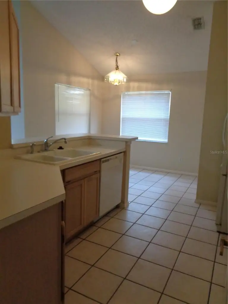 2125 RIVER PARK BLVD — photo 5