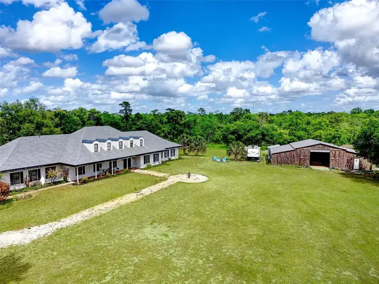 5750 OAK HOLLOW LN — photo 5