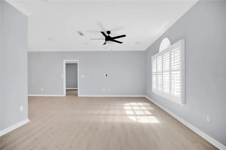 59 HOLLOW PINE DR — photo 5