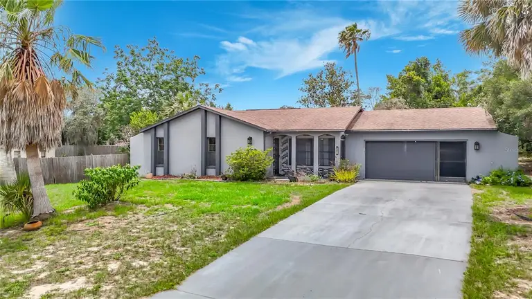 6391 CURTISS LN