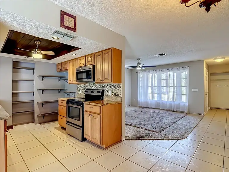 6391 CURTISS LN — photo 5