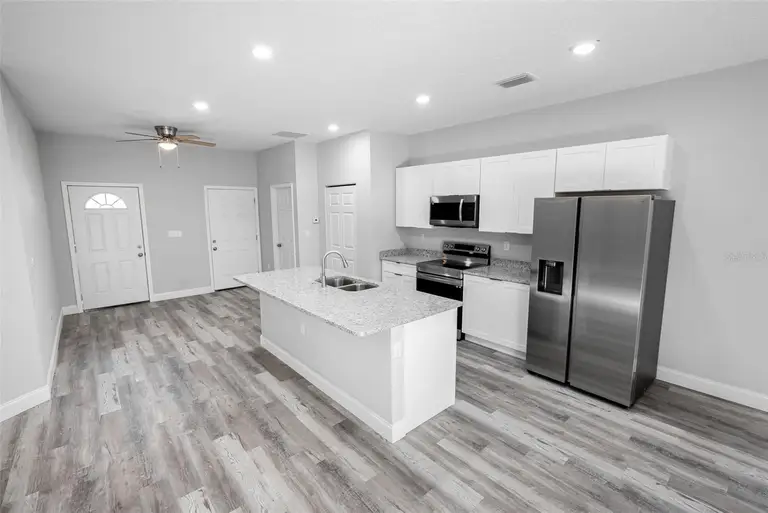 2642 MAGNOLIA CIR — photo 5