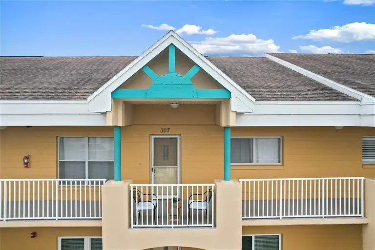 2209 UTOPIAN DR E #307