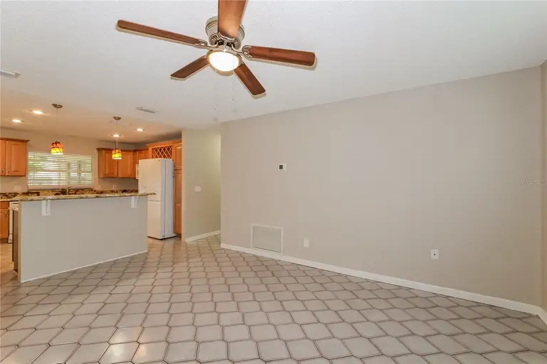 8873 ASPEN AVE — photo 3