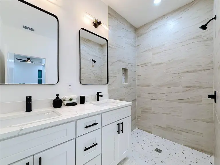 7107 BLEDSOE AVE — photo 3