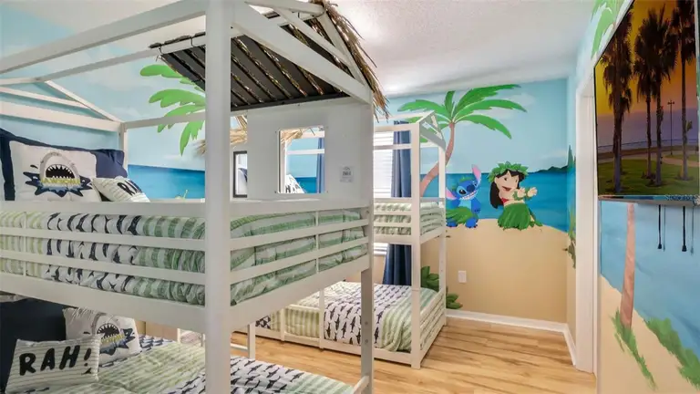 430 LAS FUENTES DR — photo 4