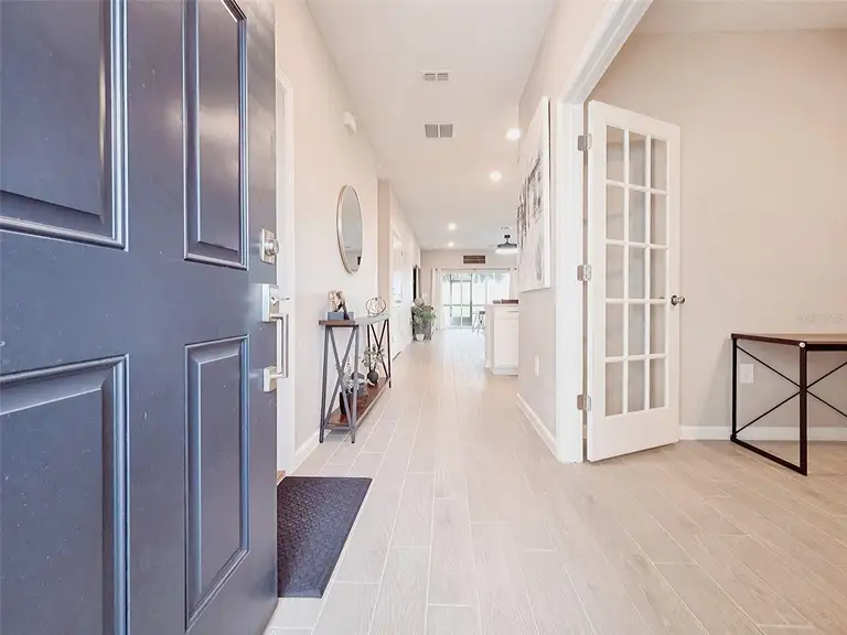 3294 NE 38TH LN — photo 3