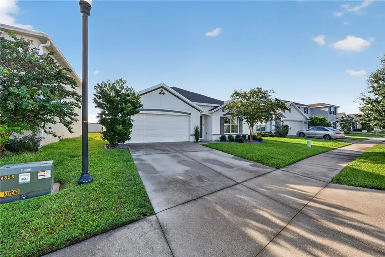5491 SW 43RD CT — photo 3