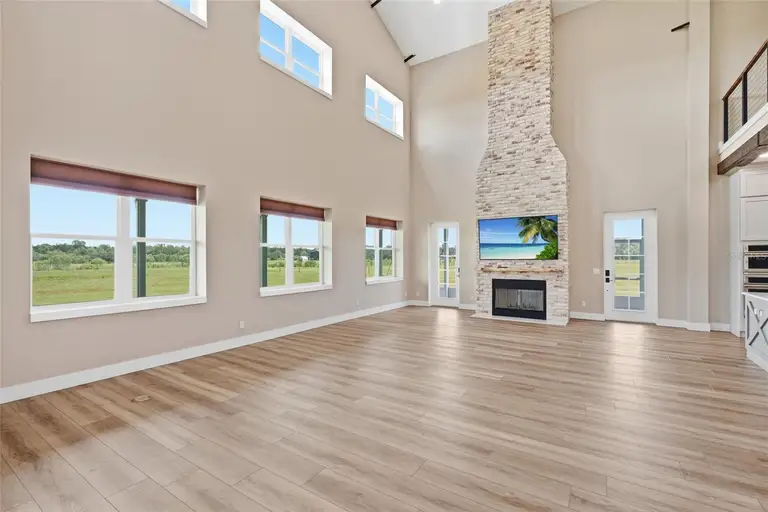 3321 SW MARTIN LN — photo 3
