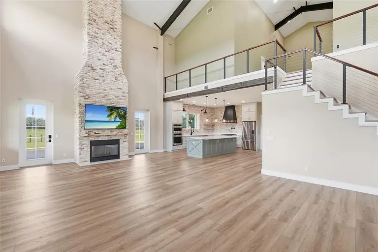 3321 SW MARTIN LN — photo 4