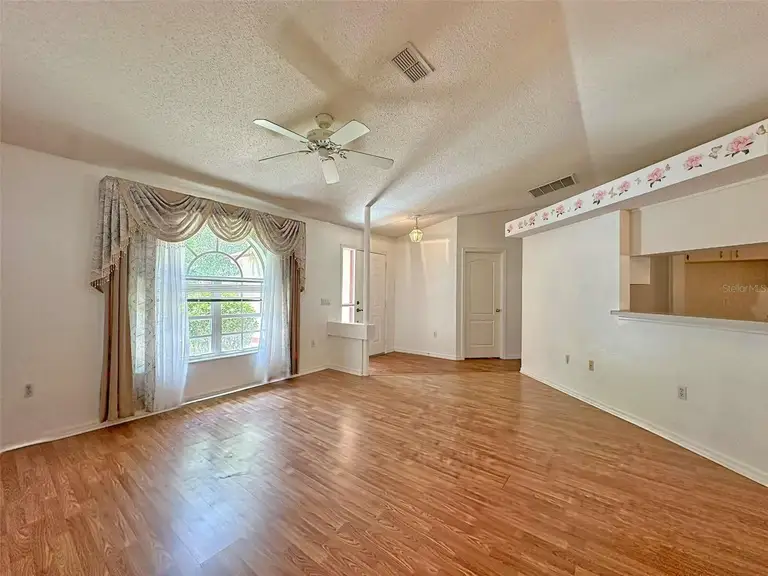 8421 PEORIA ST — photo 5
