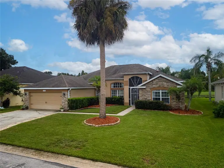 918 GOLF COURSE PKWY — photo 2
