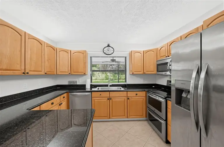 3951 SW CHERIBON ST — photo 5