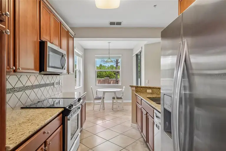 8337 BELLA VIDA CIR — photo 3
