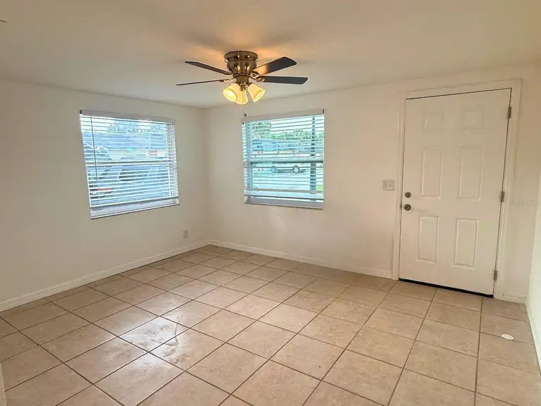 4942 ILENER ST — photo 5