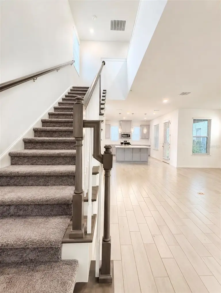 5136 GOLDFINCH DR — photo 4