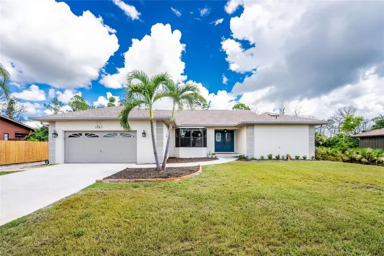1087 BAY HARBOR DR — photo 2