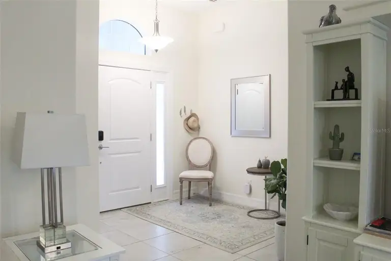 206 ANTILLA DR — photo 2