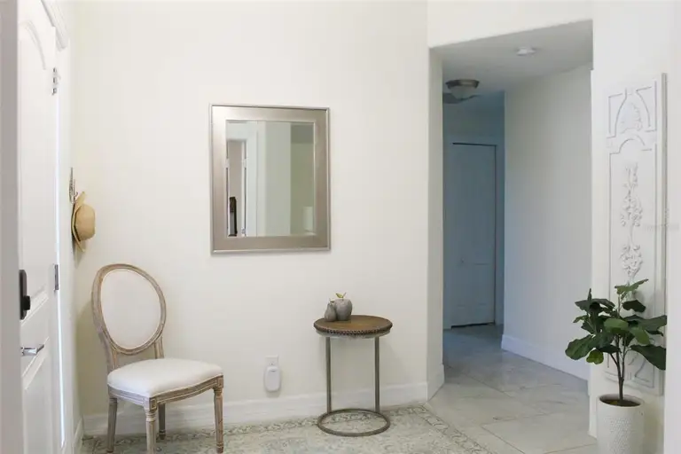 206 ANTILLA DR — photo 3