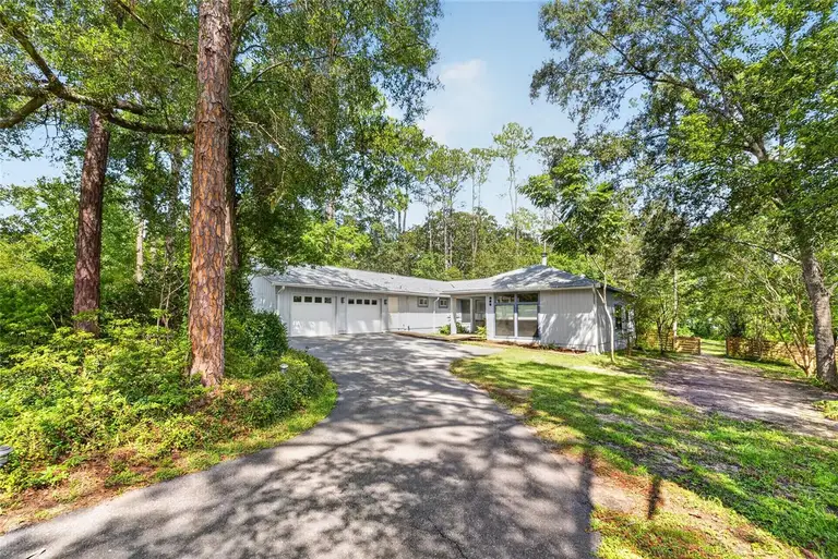 325 NW 80TH BLVD — photo 2