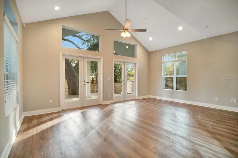 2516 E CHURCH ST — photo 3